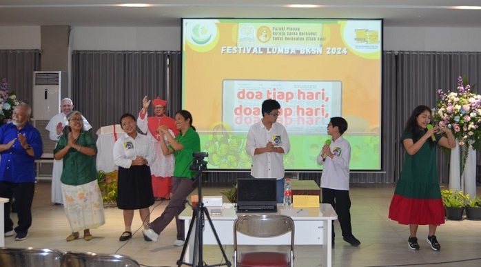 joget berita 1 dipanu Maudy PAKAI